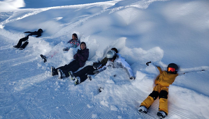 les elfes wintertagescamps in der schweiz