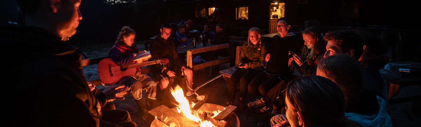 Klassenzimmer auf der Alm Klassenzimmer auf der Alm