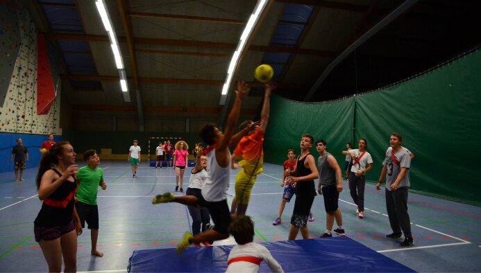 team activites sport & action camp